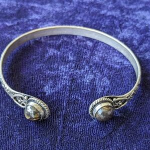 Vintage Exotic Cuff Bracelet With Floral Pattern And Natural Gemstones